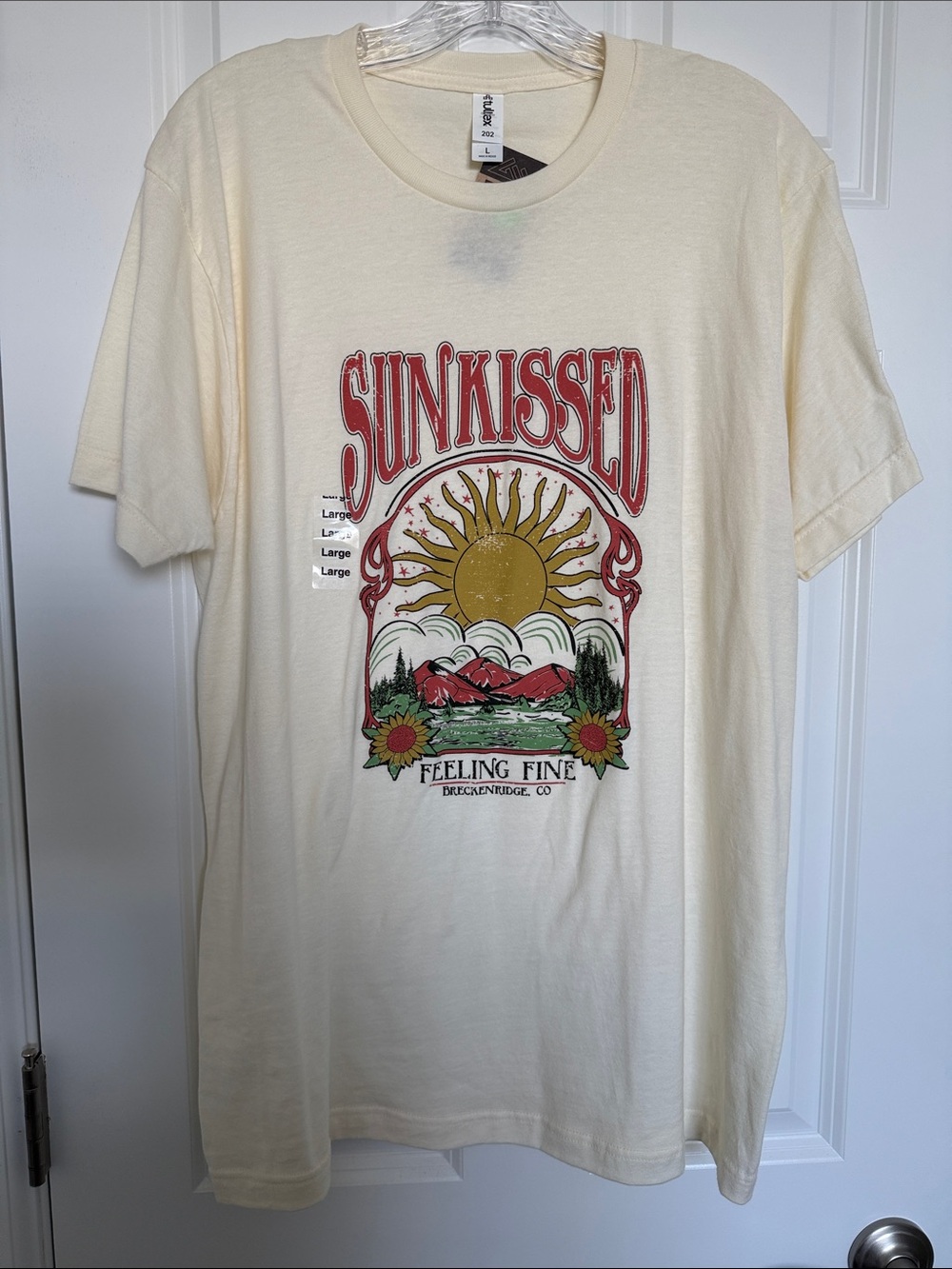 Tulle Sunkissed Feeling Fine Breckenridge Graphic Tee - Cream